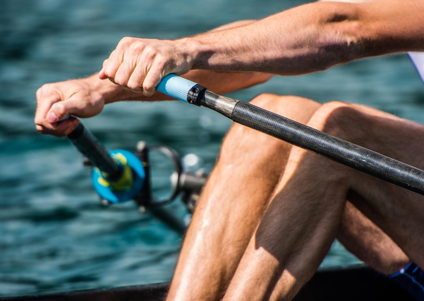 Man rowing for dementia charity